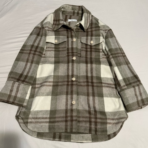 Mango oversized checked flannel shirt jacket. - Picture 7 of 9